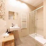 Bravissimo Forca 17, Barri Vell Apartment