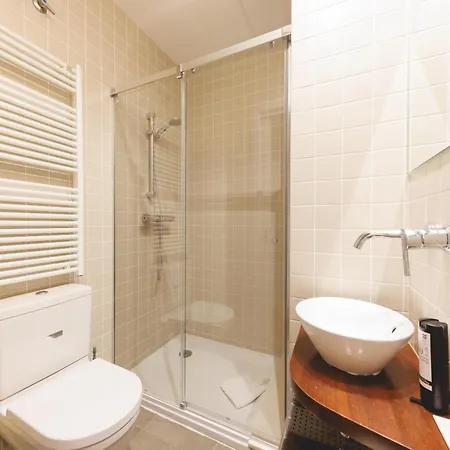 Bravissimo Forca 17, Barri Vell Apartment *